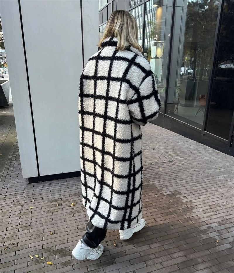 Stylowy Płaszcz Polo w Kratę