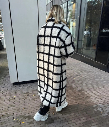 Stylowy Płaszcz Polo w Kratę